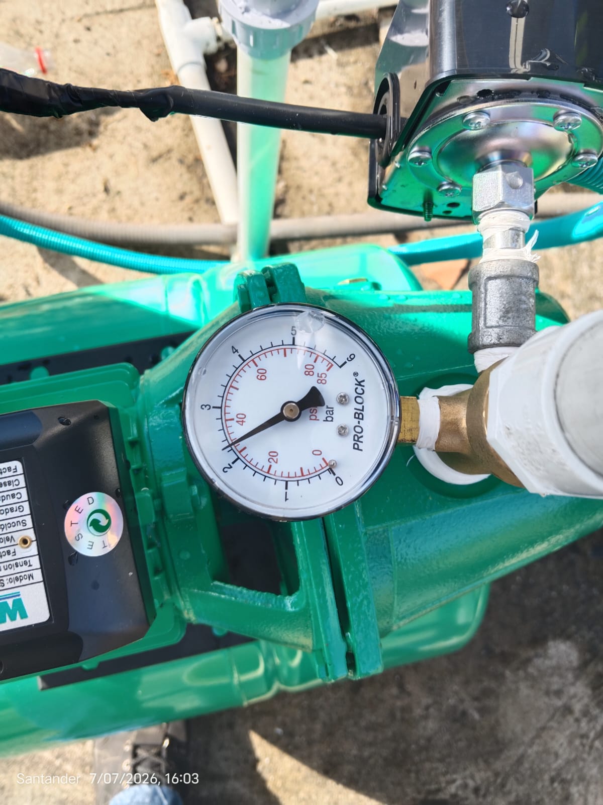 Instalación de sistema hidroneumático con motobomba de 1,3 HP en Barrancabermeja — foto 5