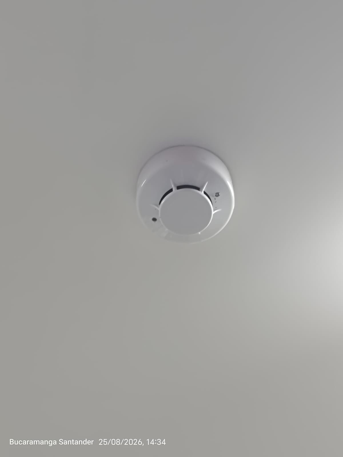 Mantenimiento de sistema de alarma contra incendio Fire-Lite en Bucaramanga — foto 2