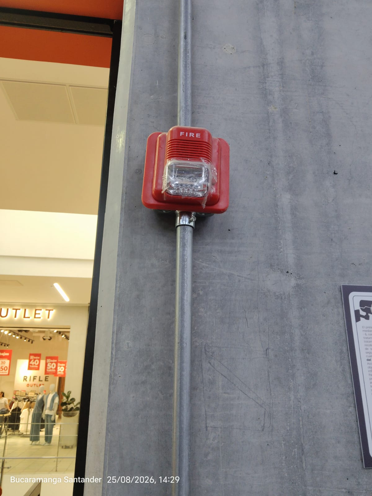 Mantenimiento de sistema de alarma contra incendio Fire-Lite en Bucaramanga — foto 4